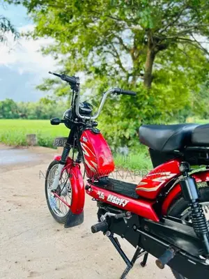 TVS XL Super 2017 Motorbike (Used)