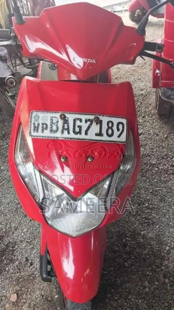 Honda Dio 2013 Motorbike (Used)
