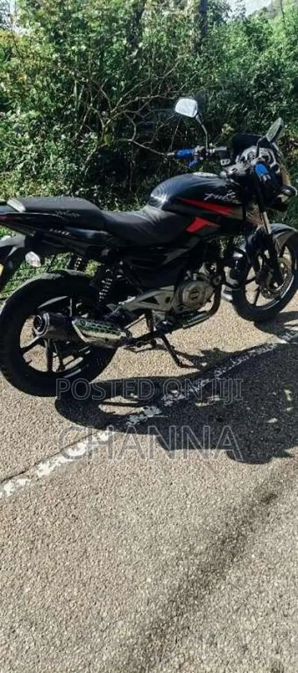 Bajaj Pulsar 180 2016 Motorbike (Used)