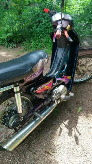 Loncin Waves 2003 Motorbike (Used)