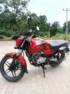 Bajaj V15 2017 Motorbike (Used)