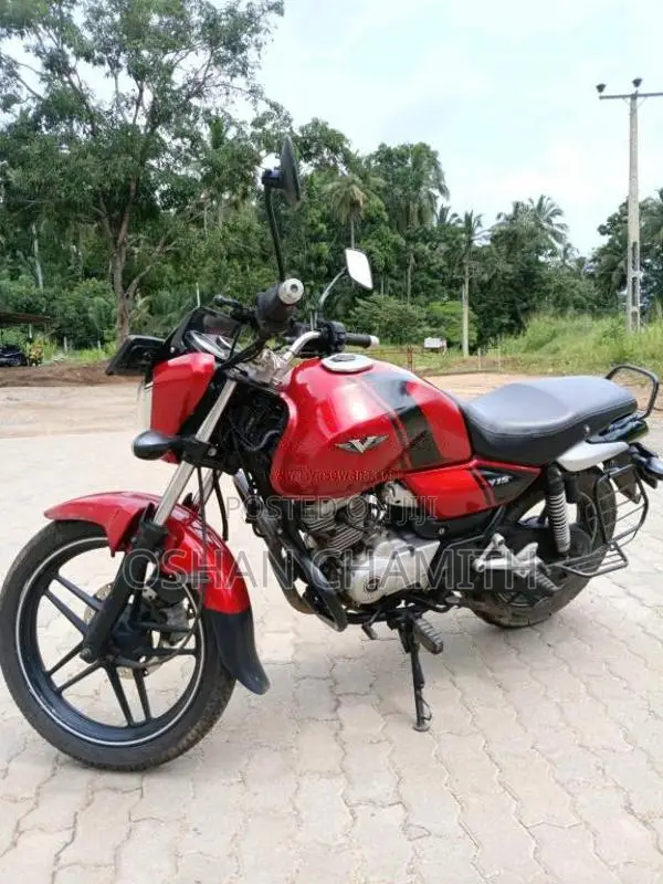 Bajaj V15 2017 Motorbike (Used)