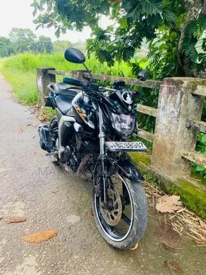 Yamaha FZ 2016 Motorbike (Used)