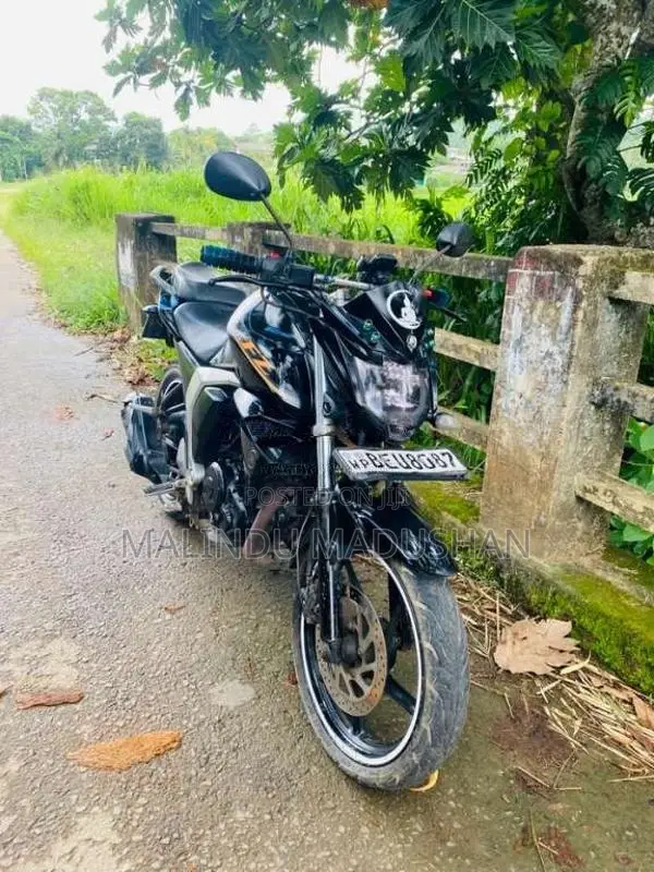 Yamaha FZ 2016 Motorbike (Used)