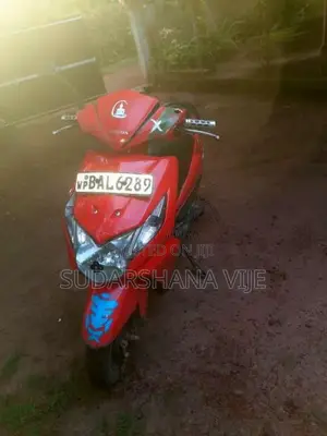 Honda Dio 2015 motorcycle (Used)