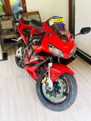 Honda CBR 2007 Motorbike (Used)