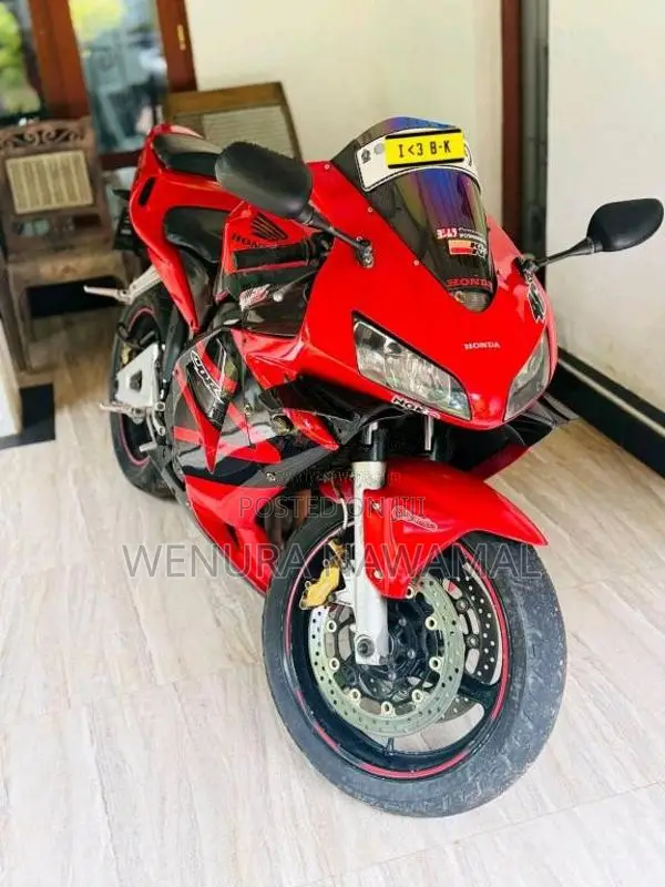 Honda CBR 2007 Motorbike (Used)