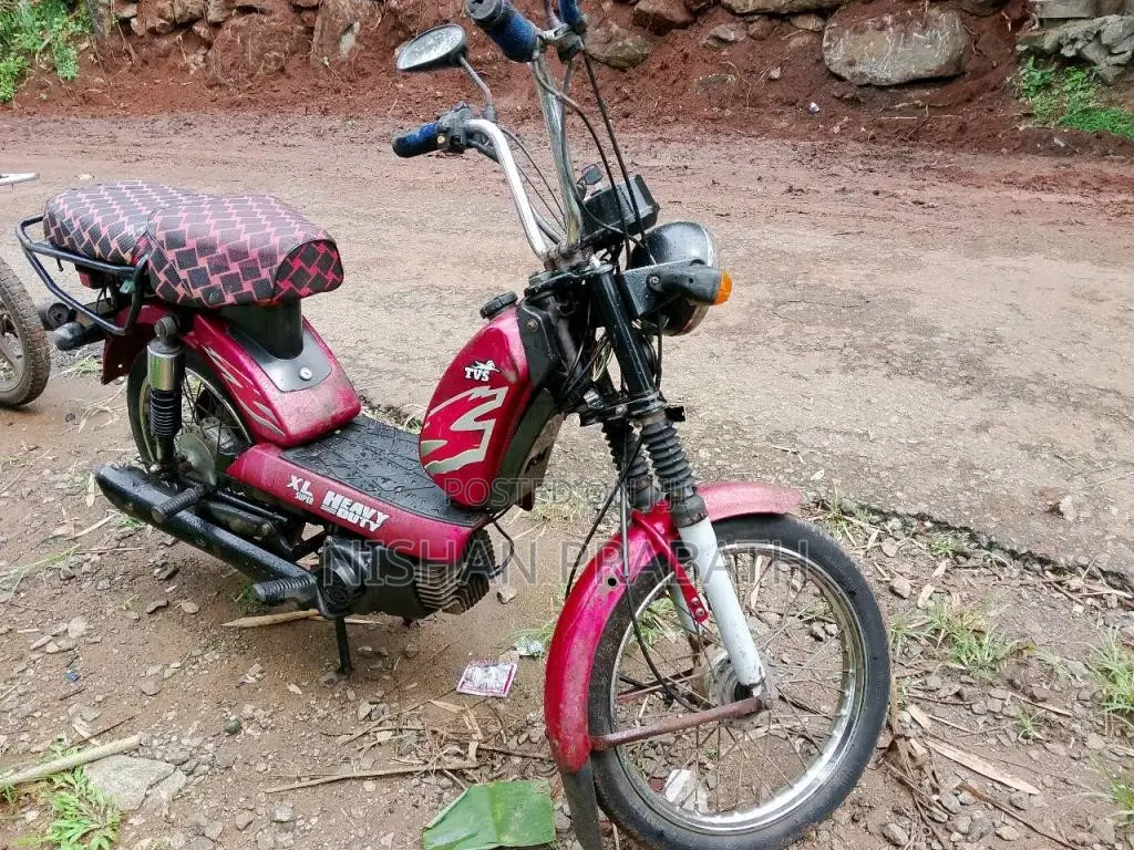 TVS XL SUPER 2010 Motorbike (Used)