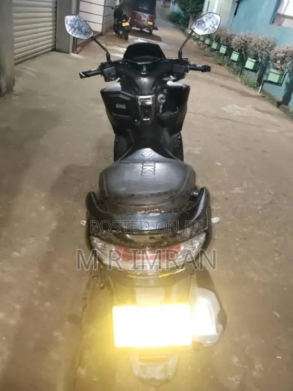 Suzuki Burgman 2020 Motorbike (Used)