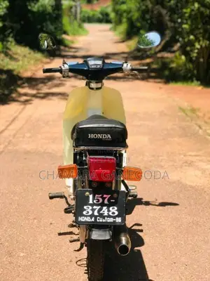 Honda Super Cub 1998 Motorbike (Used)