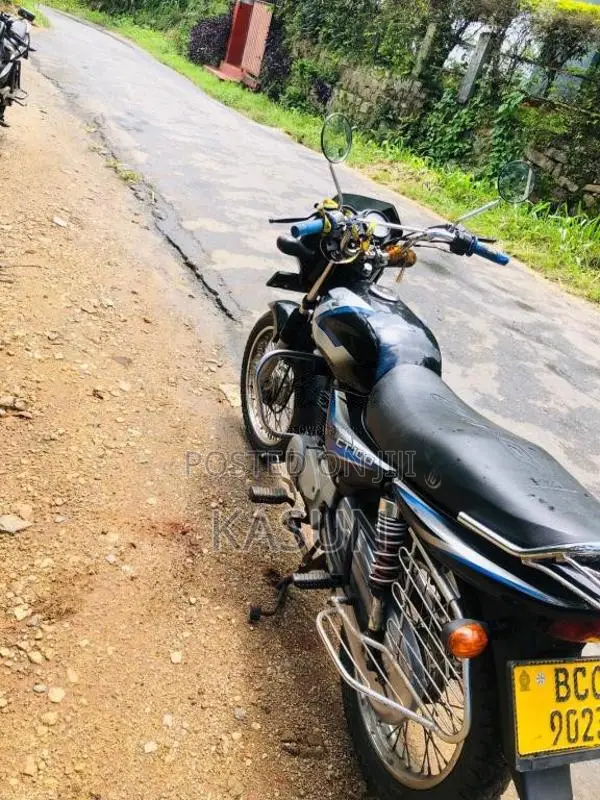 Bajaj CT-100 2015 Motorbike (Used)