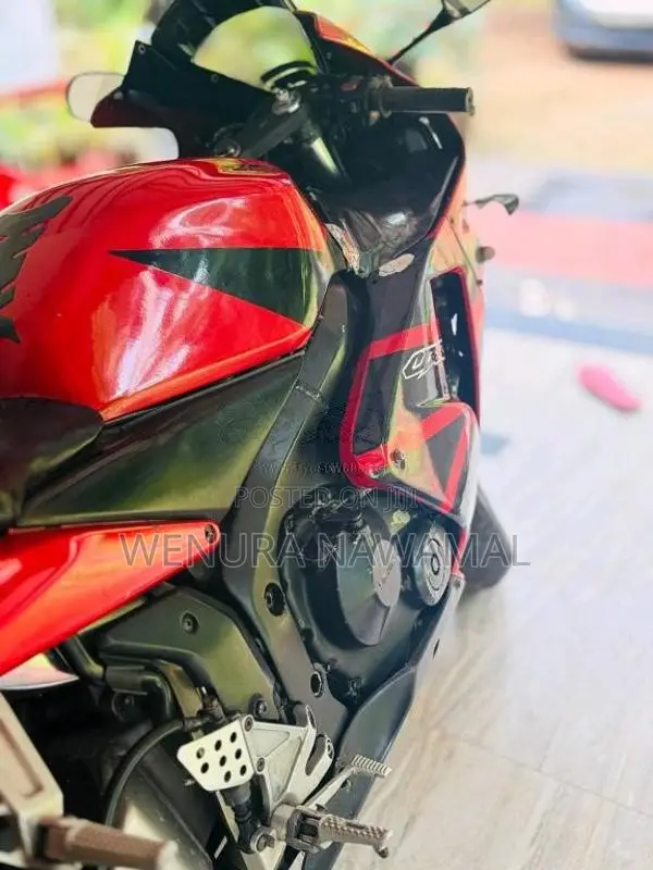 Honda CBR 2007 Motorbike (Used)