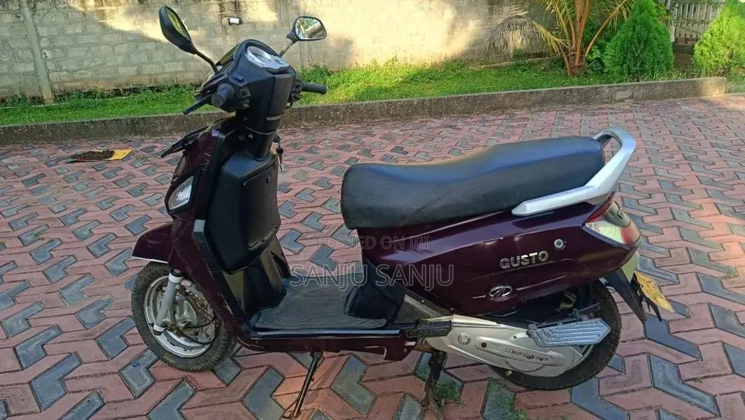 Mahindra Gusto 2015 Motorbike (Used)