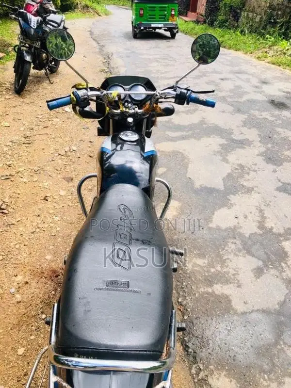 Bajaj CT-100 2015 Motorbike (Used)