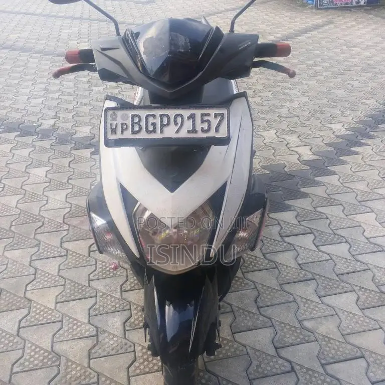 Yamaha Ray Zr 2018 Motorbike (Used)