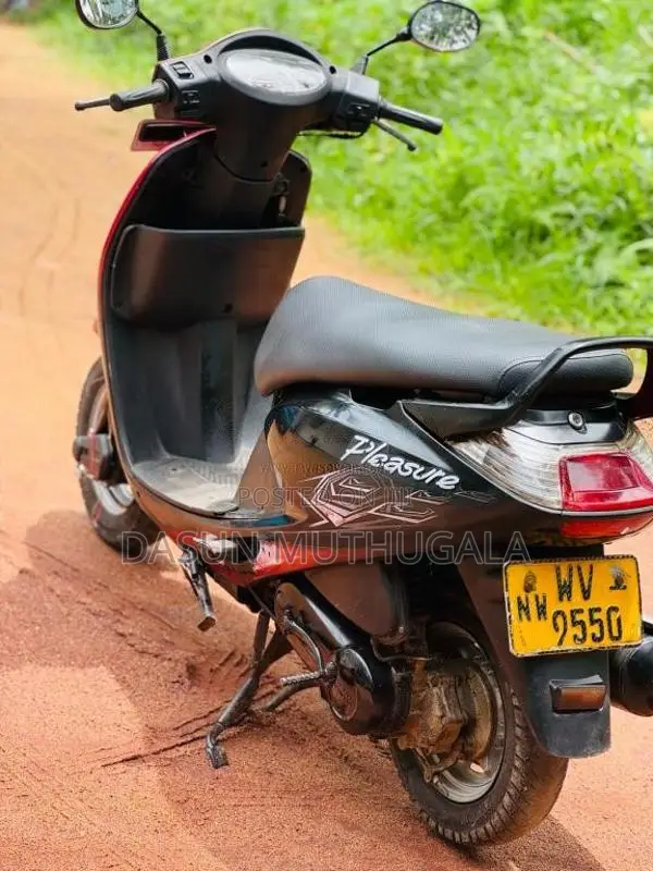 Hero Pleasure 2011 Motorbike (Used)