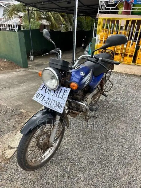 Bajaj Boxer 2008 Motorbike (Used)
