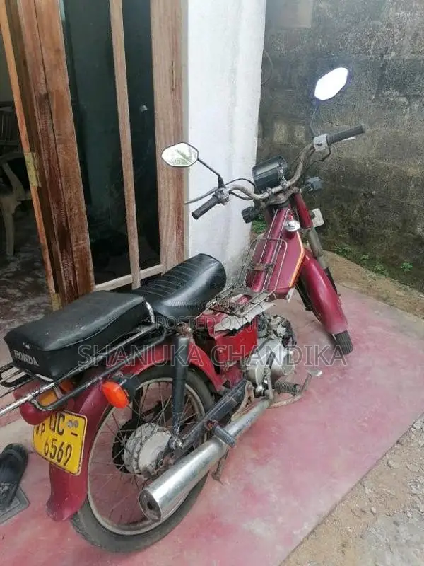 Loncin Loncin 2006 Motorbike (Used)