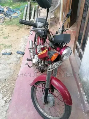 Loncin Loncin 2006 Motorbike (Used)