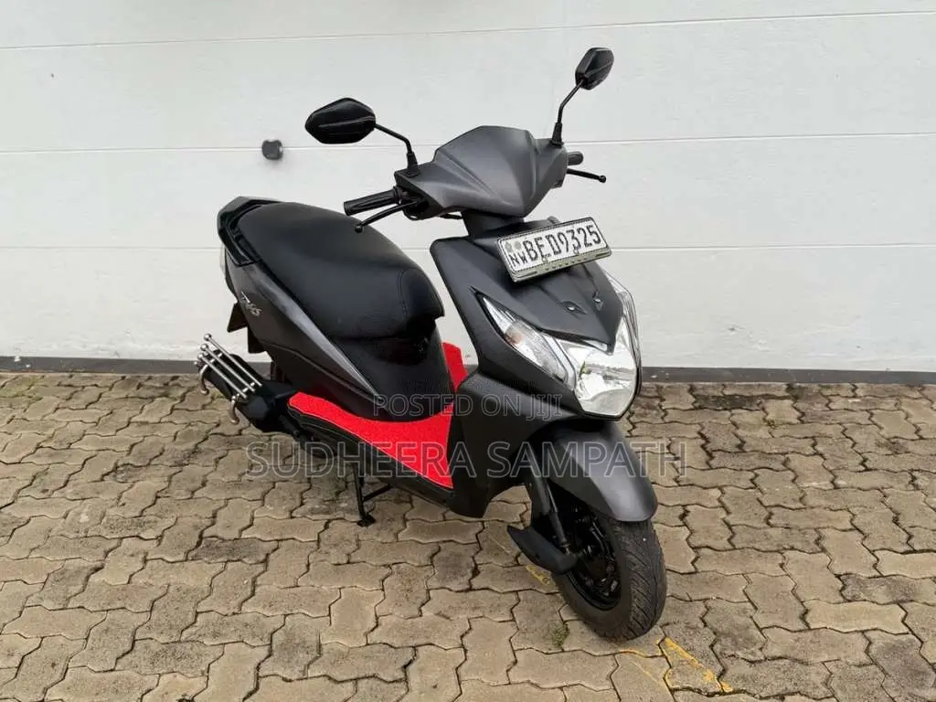 Honda Dio 2016 Motorbike (Used)