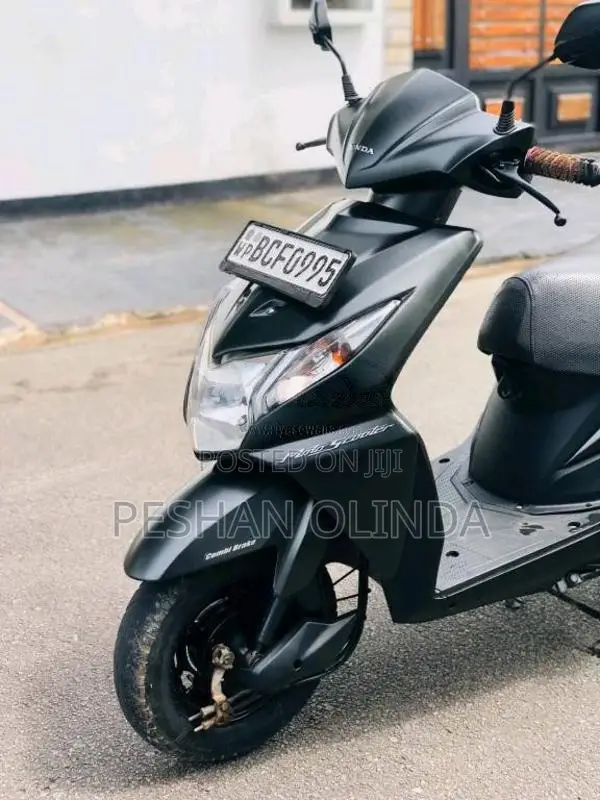 Honda Dio 2015 Motorbike (Used)