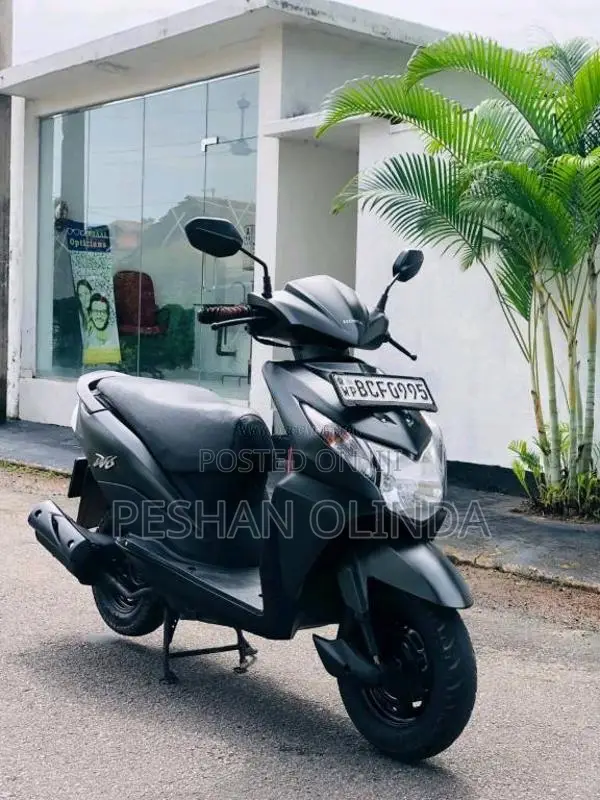 Honda Dio 2015 Motorbike (Used)