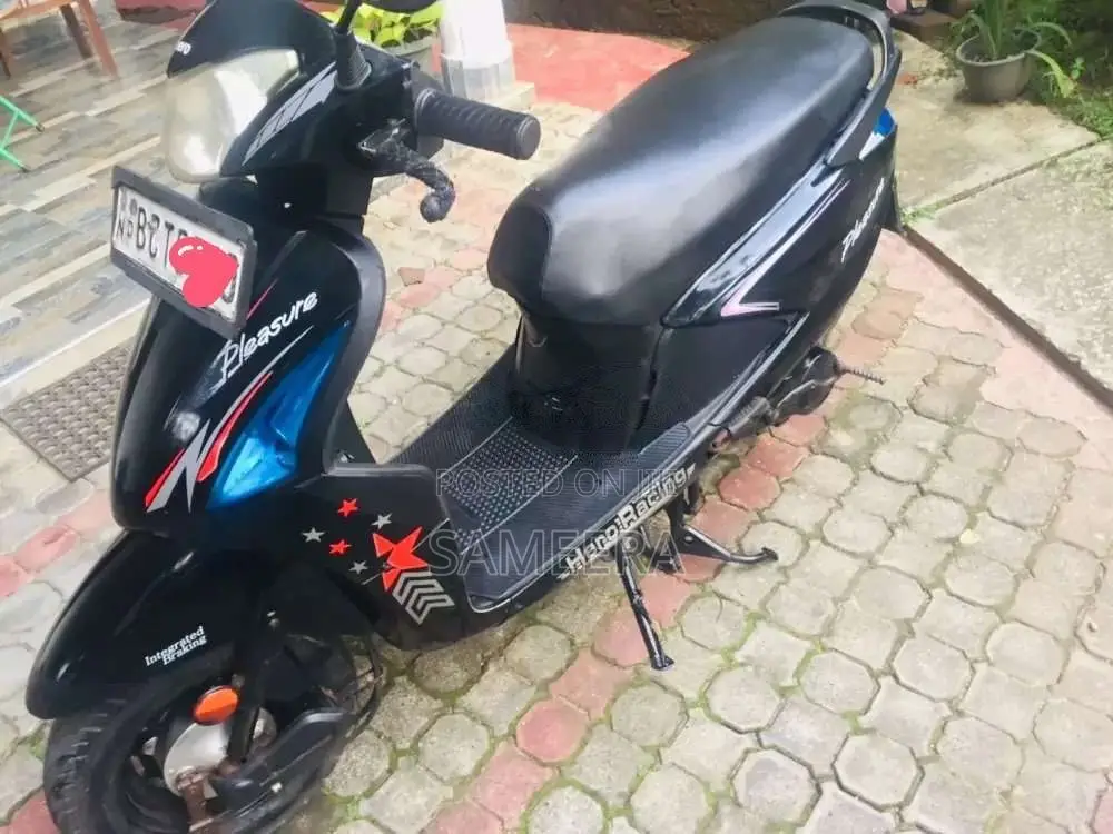 Hero Pleasure 2015 Motorbike (Used)