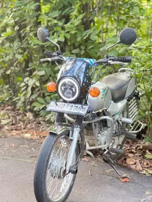 Bajaj Boxer 2003 Motorbike (Used)