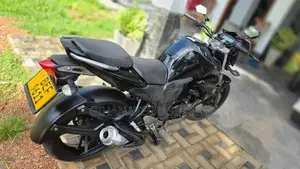 Yamaha FZ 2016 Motorbike (Used)