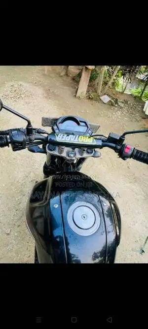 Yamaha FZ 2013 Motorbike (Used)