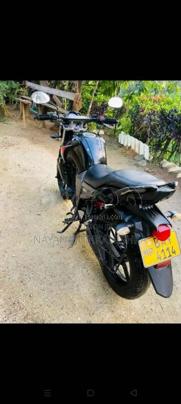 Yamaha FZ 2013 Motorbike (Used)