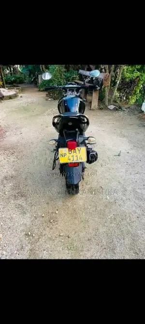 Yamaha FZ 2013 Motorbike (Used)