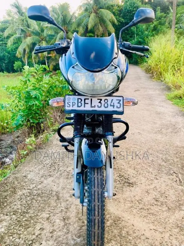 Bajaj Discover 2017 Motorbike (Used)