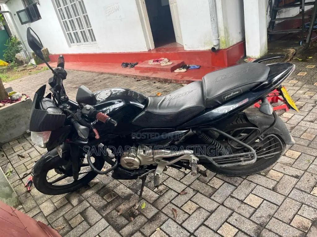 Bajaj Pulsar 135 LS 2012 Motorbike (Used)