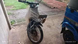 Honda Super Cub 2001 Motorbike (Used)