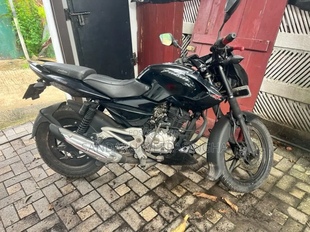 Bajaj Pulsar 135 LS 2012 Motorbike (Used)