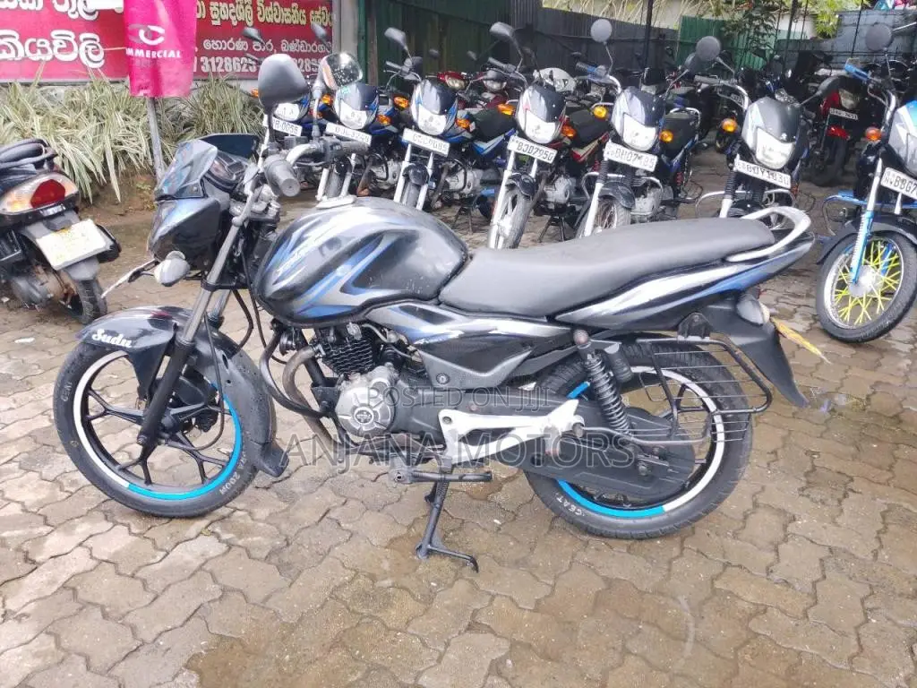 Bajaj Discover 125 2017 Motorbike (Used)
