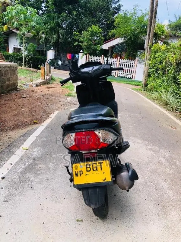 Honda Dio 2018 Motorbike (Used)