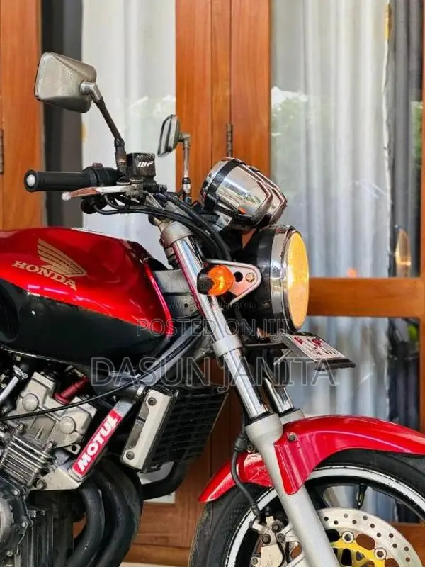 Honda Hornet 2005 Motorbike (Used)