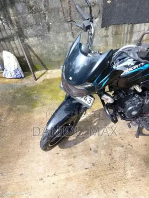 Bajaj Discover 2015 Motorbike (Used)