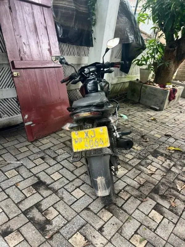 Bajaj Pulsar 135 LS 2012 Motorbike (Used)