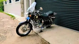 Honda Twin 1998 Motorbike (Used)