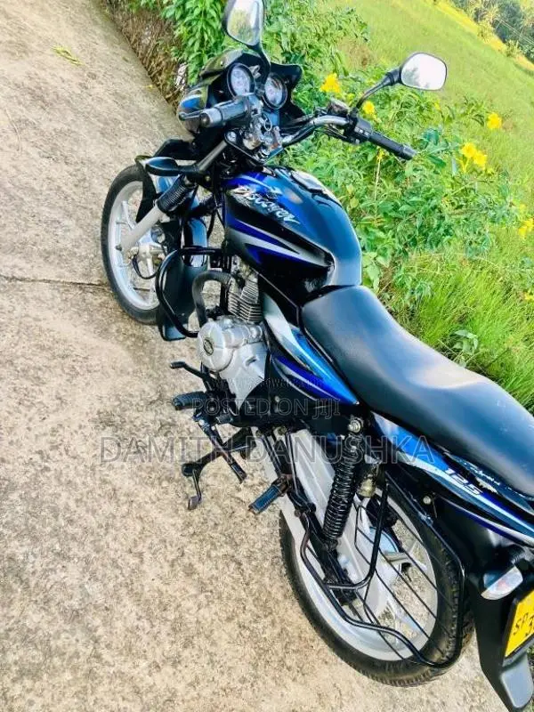 Bajaj Discover 2017 Motorbike (Used)