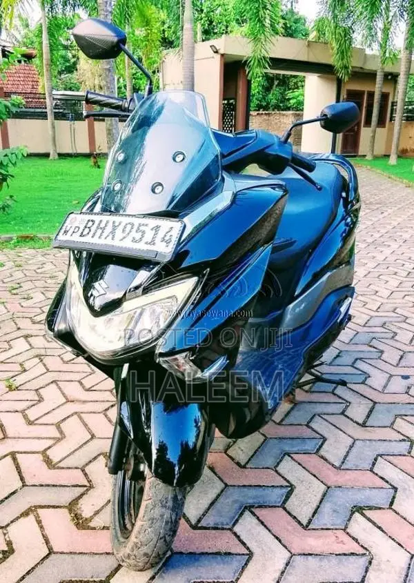 Suzuki Burgman 2019 Motorbike (Used)