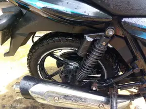 Bajaj Discover 2015 Motorbike (Used)