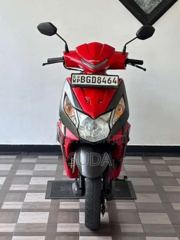 Honda Dio 2018 Motorbike (Used)