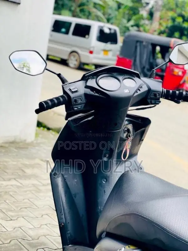 Honda Dio 2013 Motorbike (Used)
