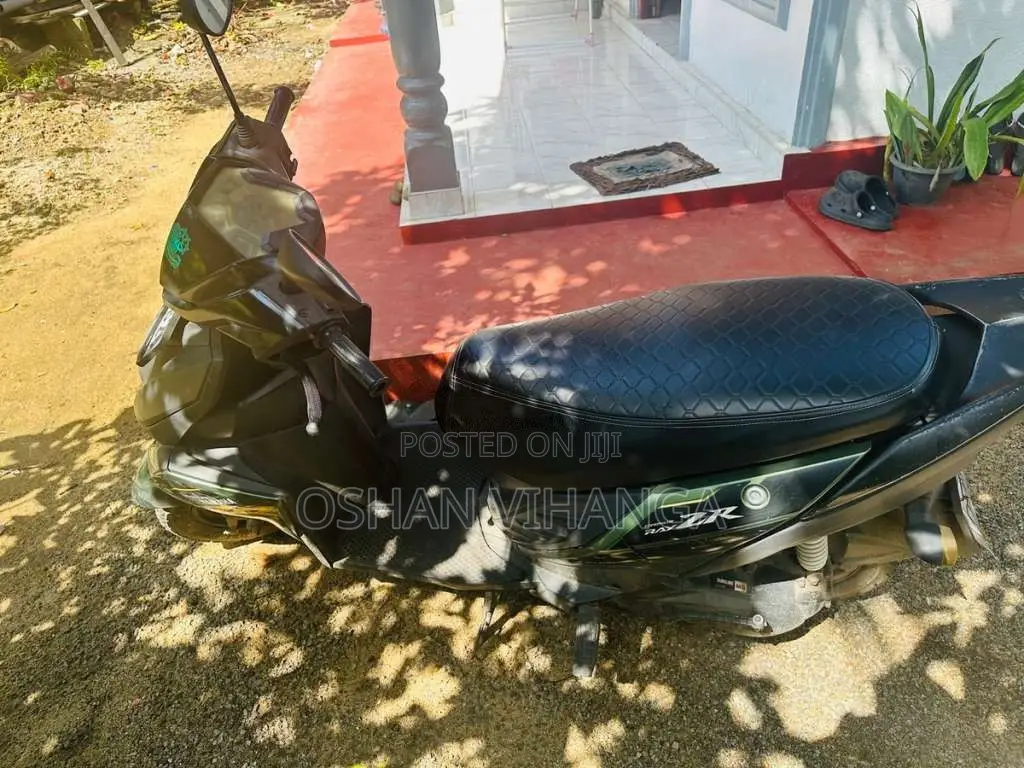 Yamaha Ray ZR 2018 Motorbike (Used)