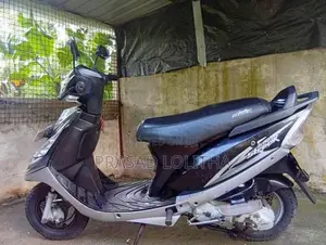 TVS Scooty Streak 2011 Motorbike (Used)