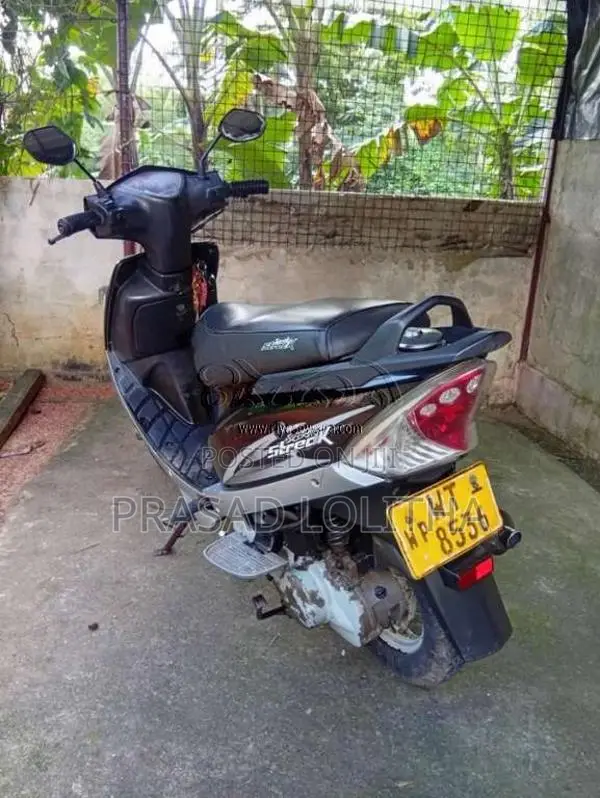 TVS Scooty Streak 2011 Motorbike (Used)